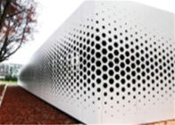 Kiến trúc kim loại đục lỗ cho bảo vệ / trần / mặt tiền tòa nhà / tường rèm